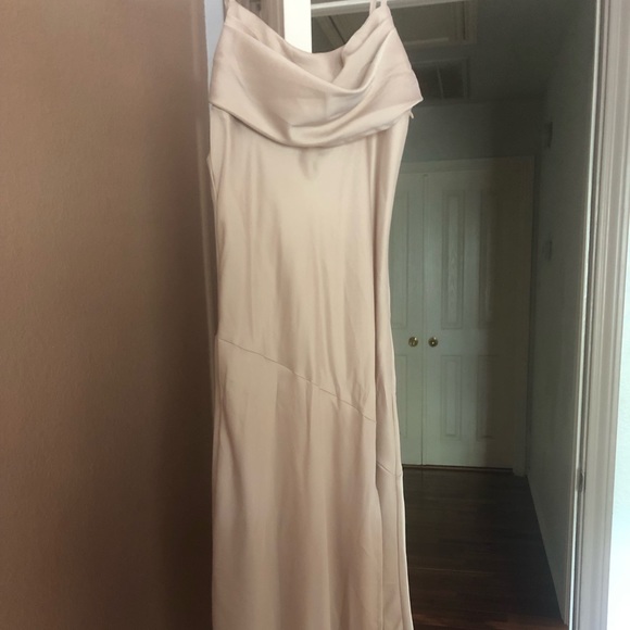 Silk Champagne Maxi dress with slit - Picture 4 of 8